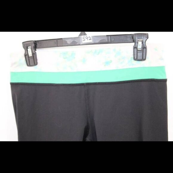 LULULEMON CROP LEGGINGS SIZE 8 WOMEN'S GREEN FLORAL WAIST BAND - Picture 2 of 5